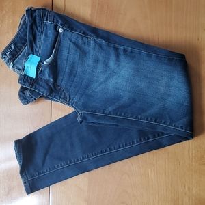 AE skinny jeans size 2 short